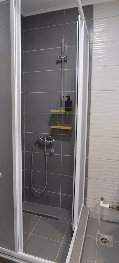 Central Apartment Чуприя Экстерьер фото